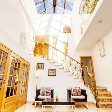 Villa Saint Martin By Algarve Vacation Albufeira