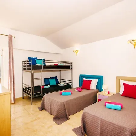 Saint Martin - Refugio Familiar Com Piscina Aquecivel E Bbq Em Vila
