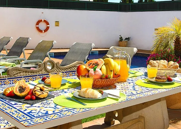 Villa Saint Martin By Algarve Vacation