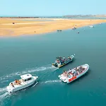 Villa Saint Martin - Refugio Familiar Com Piscina Aquecivel E Bbq Em Albufeira Вилла *
