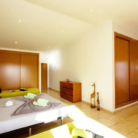 Saint Martin By Algarve Vacation Villa