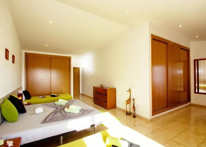 Saint Martin By Algarve Vacation 빌라